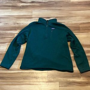Green Patagonia 1/4 zip